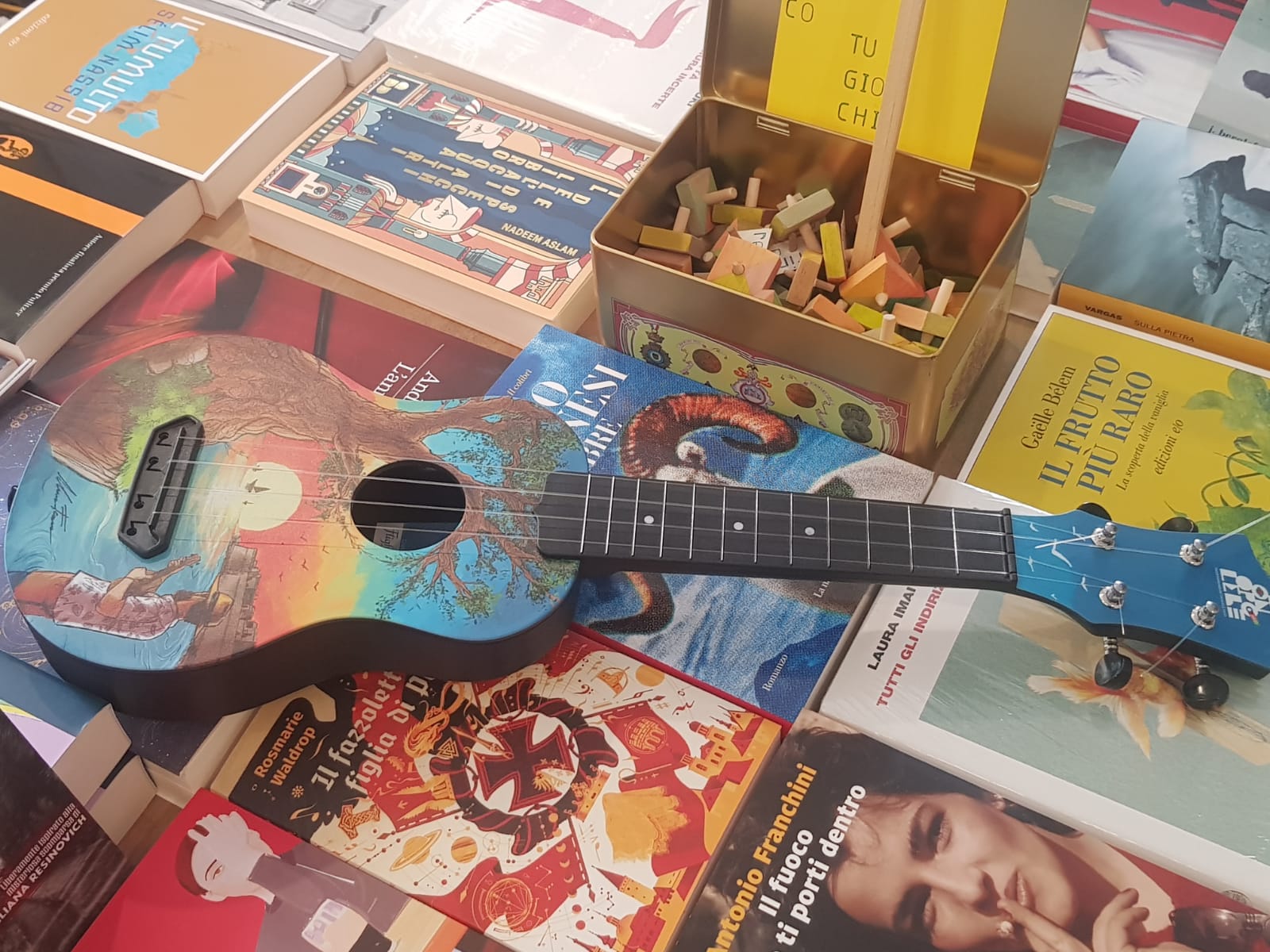 Monopolele Ukulele Soprano by Flight